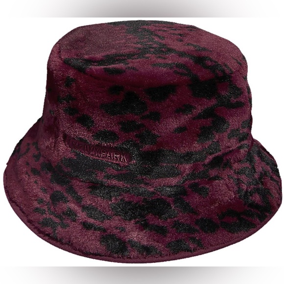 NWT adidas Ivy Park Printed Faux Fur Reversible Bucket Hat Cherry Wood M/L - Picture 1 of 7